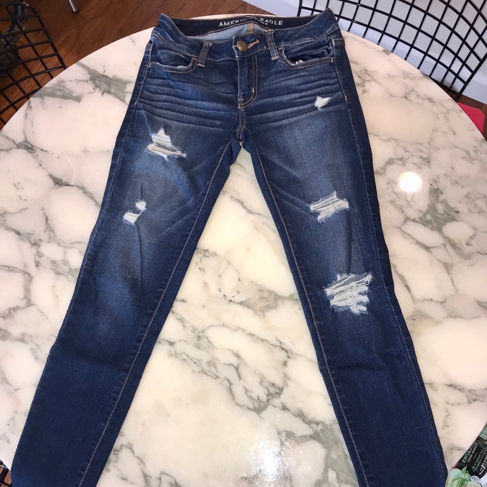 American Eagle ripped jeggings